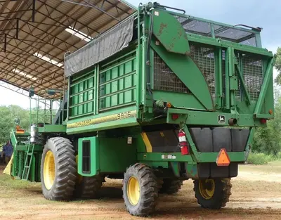 Used 2001 DEERE 9976 Self-propelled Harvesters Louisiana US | Proxy Equipment #1384943