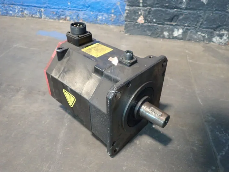 Used FANUC AISR 30/3000 Servo Motors | HGR 24 #730839