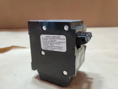 Used SCHNEIDER CHOMT2020240 Switchgears British Columbia CA | Lenmark #1438386