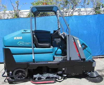 Used TENNANT 8300 Sweepers California US | Bay Line Tool #1399230