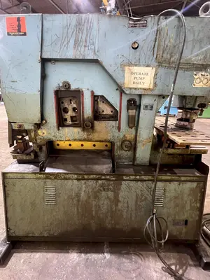 125 TON KINGSLAND MODEL #125XS HYDRAULIC IRONWORKER: STOCK #19921
