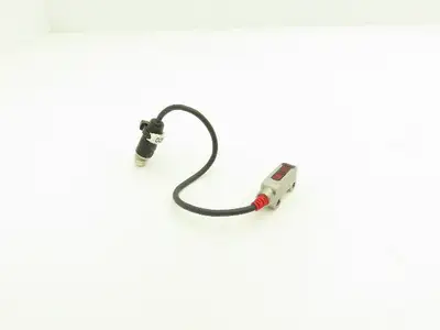 Keyence PR-M51CN Mini Photoelectric Sensor M8
