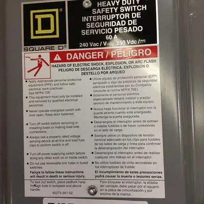 USED SQUARE D H322N