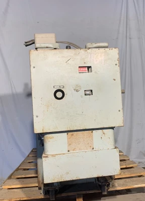 GE AM-2.4/4.16-150/250-3 MagneBlast Circuit Breaker 1200A, 4160V