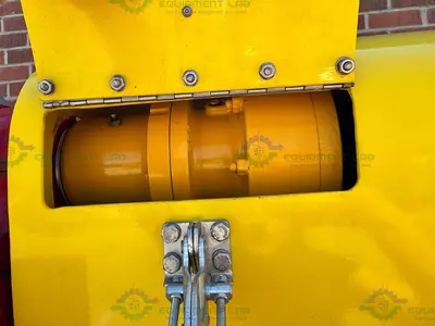 Used KUBCO OIL DECANTER CENTRIFUGE K-618 10 HP MAIN DRIVE 5 HP BACK DRIVE 54X62X51 Centrifuges California US | Equipment Lab #1269575