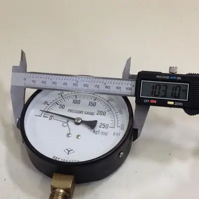 GENERIC Pressure Gauge GAUGE301 Used