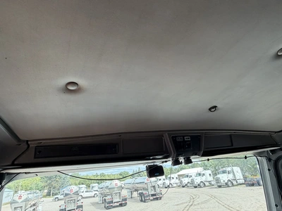 Used 2003 KENWORTH T800 TRUCK TRACTOR Conventional trucks Michigan US | Miedema Asset Management Group #1709461