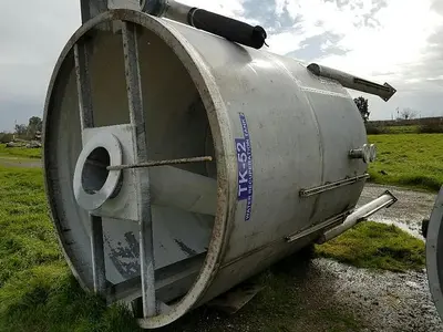 Tank, 4,400 Gallon, S/st, 99" X 98", FT/CB, #S740834