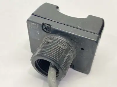 Used Banner Momentary Action Touch Button 27986 CUT CORD Relays & Switches Michigan US | Maverick Industrial Sales #1402136