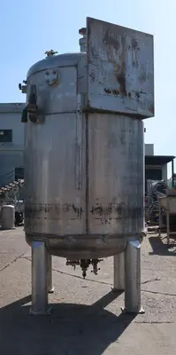 SPC8140  Reactor 3000 liter capacity New Brunswick Scientific Co. bioreactor 40 psig psi internal, 35 psig psi jacket, top center agitator, Stainless Steel