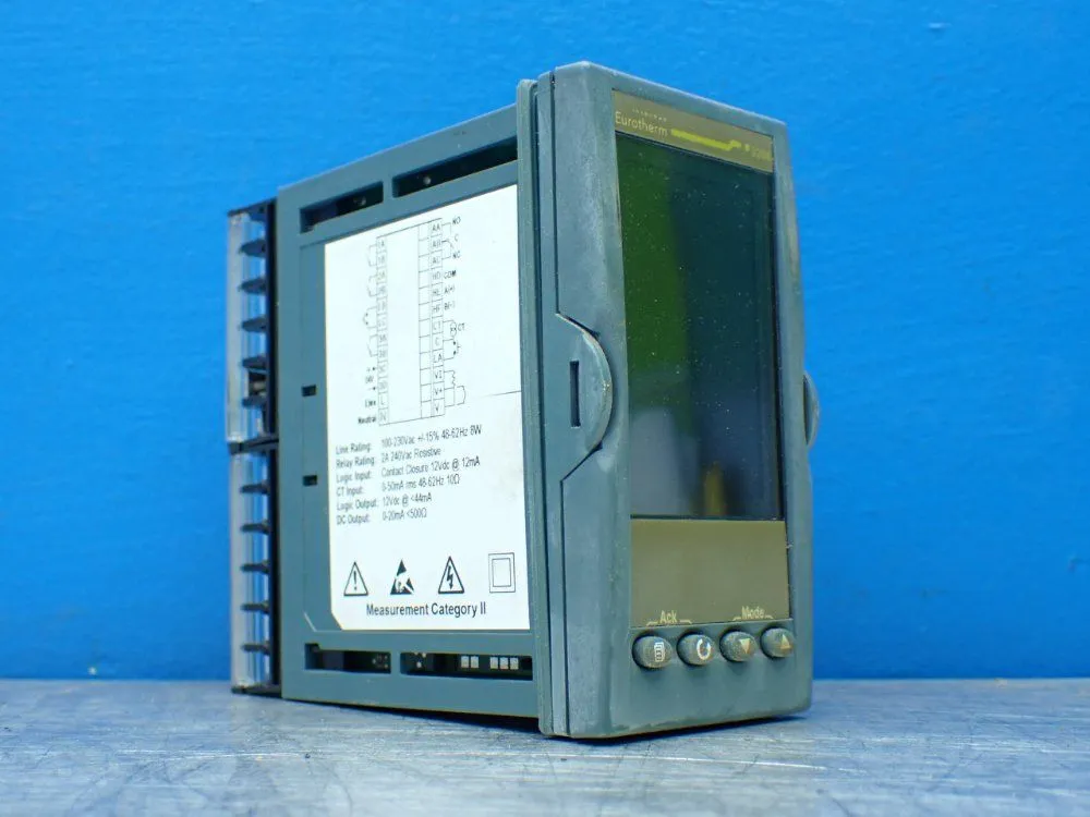 Used EUROTHERM 3208/CC/VH/RRX/R/4CL/G/ENG Temperature Controls Ohio US | HGR 24 #802954