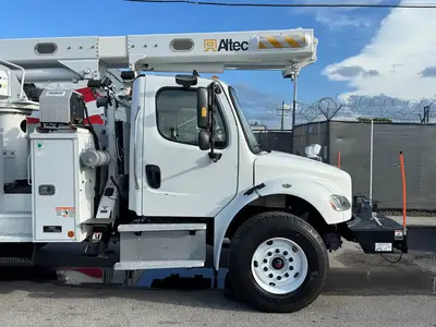 Used 2016 FREIGHTLINER M2 106 Tractors & Trailers Florida US | Truck and Van Outlet #1506272