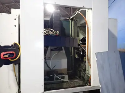 USED 2004 HAAS EC300