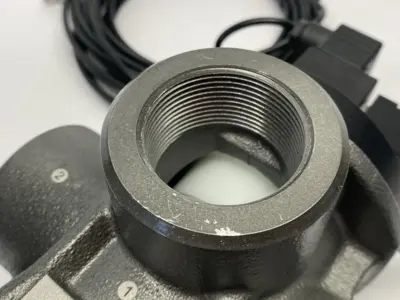 USED MEC FLUID 2 SERVO-ASSISTED VACUUM VALVE 3-WAY, 1-1/2" PORTS, COMP. AIR