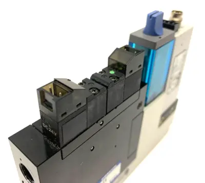 CVR2S10HSZE 24BN | Parker Convum  Vacuum Generator w/ MVS-201-PCP Pressure Sensor - Used