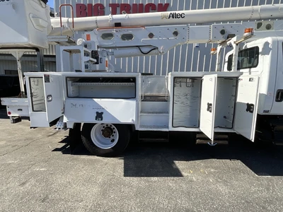 Used 2019 INTERNATIONAL 4300 Bucket (boom) trucks California US | Big Truck & Equipment #1412297