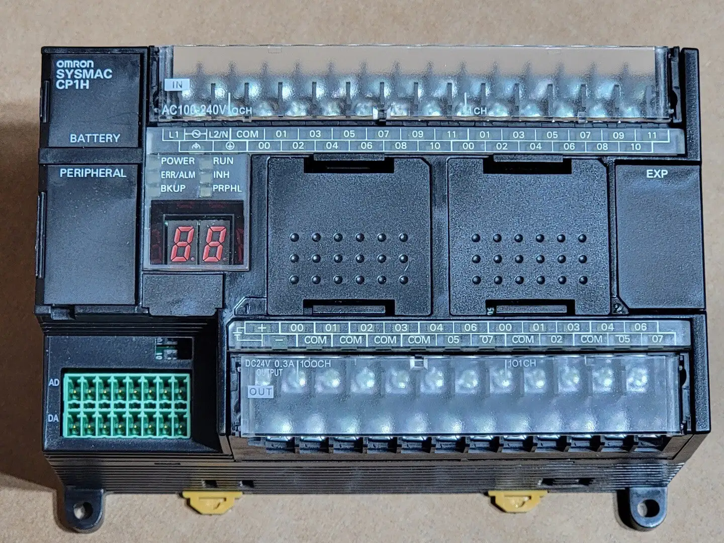 NEW OMRON CP1H-XA40DR-A