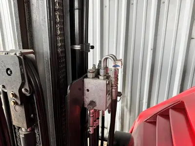 USED 2019 RAYMOND 425-C50TT