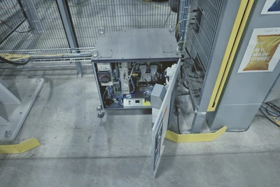 USED 2022 YASKAWA MOTOMAN GP25-12