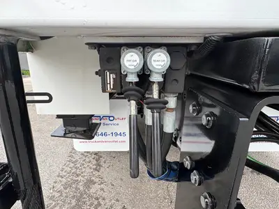 Used 2019 FREIGHTLINER M2 106 Tractors & Trailers Florida US | Truck and Van Outlet #1506263