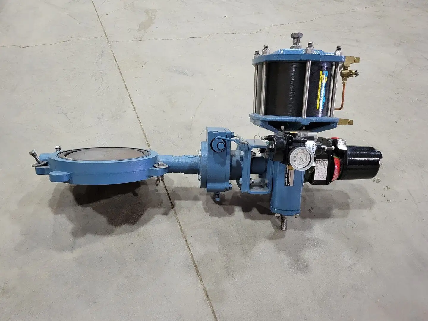 USED DEZURIK R2