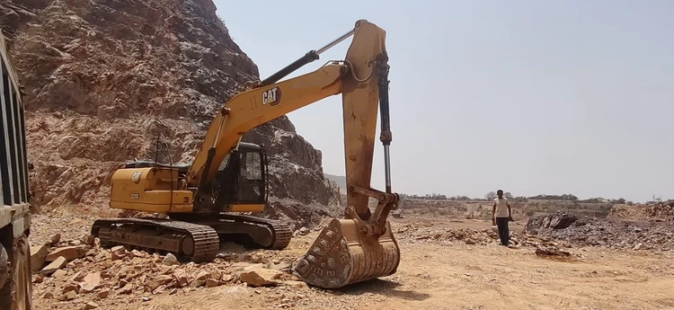 Used 2022 CATERPILLAR 323D3 Excavators Florida US | US Global Heavy Equipment Solutions #1412617