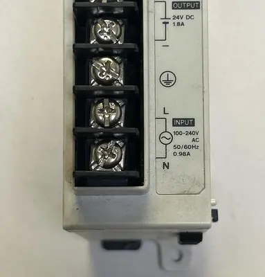 Used KEYENCE SL-U2 Industrial Controls | Surplus Asset Holdings #1220359