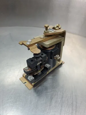 Used General Electric IC2820A100BB Relays & Switches | Palmetto Automation #1149879