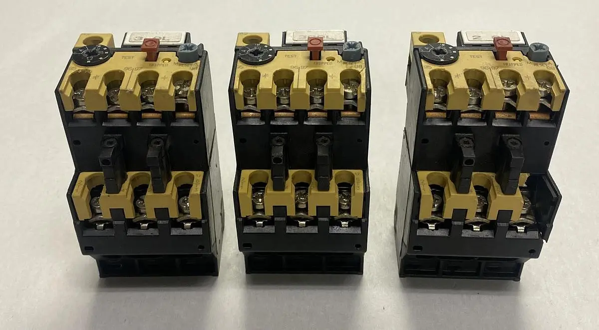 USED ALLEN-BRADLEY 193-BSB-12