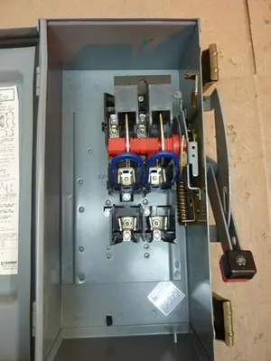 USED SQUARE D H222AWK