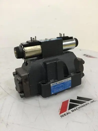 Used VICKERS DG4V3S6CMUHL760EN490 Valves/Fittings Michigan US | Ideal Machinery #601796