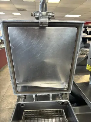 USED HENNY PENNY 600