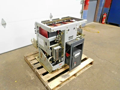 Used GE AKR-7F-100 Circuit Breakers Ohio US | Equipment Recovery Corp. #1329731