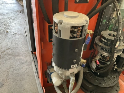 USED 2015 TOYOTA 7BPUE15