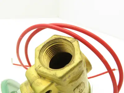 Asco 8266D53V Solenoid Valve 240VAC/60Hz 15.4W 200PSI # 2 And 4 Oil 1/2"NPT