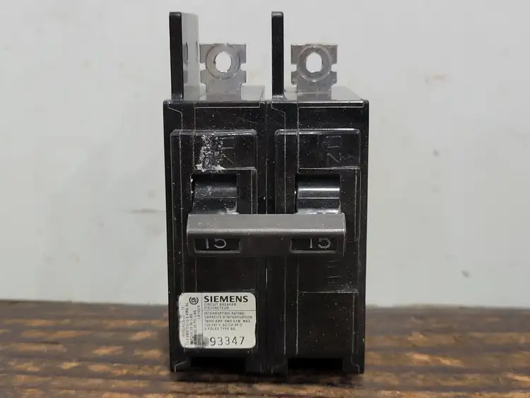 Used SIEMENS BQ215 Switchgears British Columbia CA | Lenmark #242234