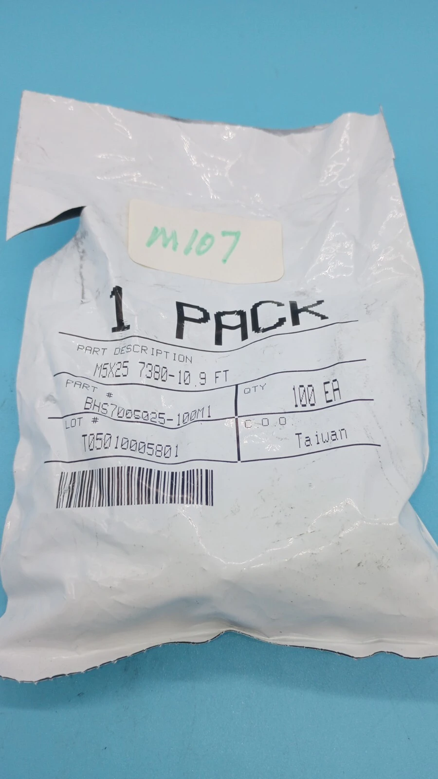 LOT OF 100 BLACK M5 X 25mm Socket Button Screws (ISO 7380) - Zi