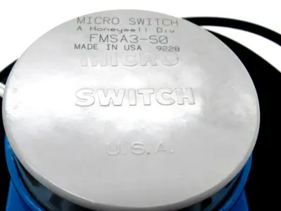 NEW HONEYWELLMICROSWITCH FMSA3-50 PROXIMITY SWITCH FMSA350