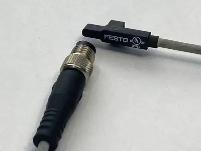 SMT-8G-PS-24V-E-0,3Q-M8D, 547860 | Festo SMT-8G-PS-24V-E-0,3Q-M8D Proximity Sensor 10-30V 547860 - Used