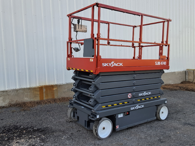 Used 2019 Skyjack SJ4740 Scissor Lifters Texas US | Stack Equipment #1550370