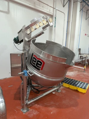 USED LEE INDUSTRIES 200CHD7T