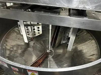 USED 1977 CHESTER JENSEN 600 GAL.
