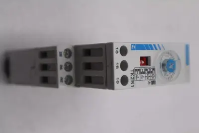 NEW OPEN BOX CROUZET TK2R1 250V STOCK K-3512
