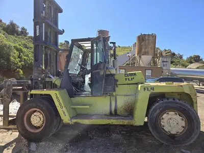 USED 1987 CLARK C500-Y300D