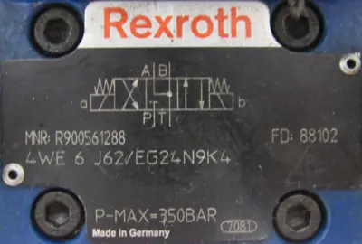 NEW REXROTH R900561288 HYDRAULIC VALVE STATION 4WE6J62/EG24N9K4