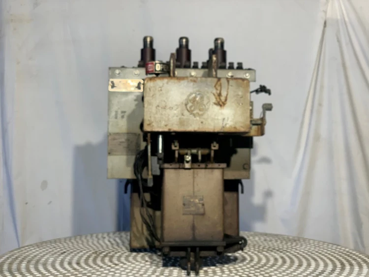 Used _UNKNOWN_ FK143 Circuit Breakers Alabama US | Transamerican Equipment Company #704579