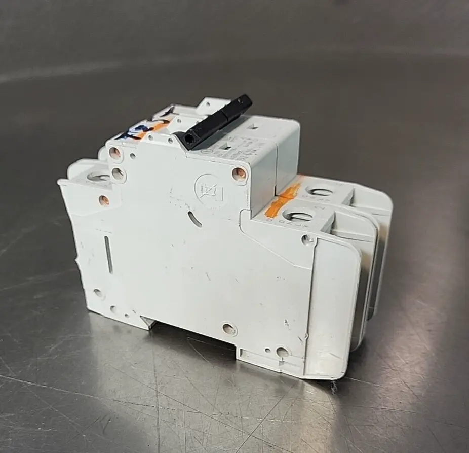 Eaton FAZ-C10/2-NA Circuit Breaker 2 Pole 10A (KB)(BIN354)