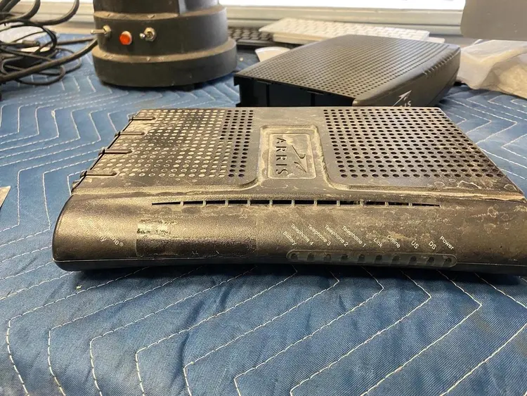 Used ARRIS CABLE TELEPHONY MODEM Modems California US | Van Aliso Enterprises Inc #717047