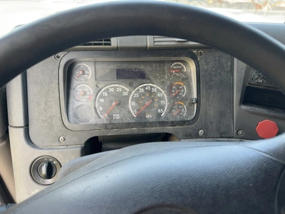 USED 2015 FREIGHTLINER CASCADIA