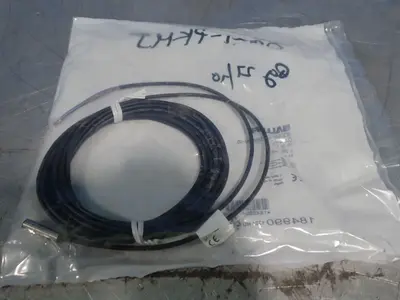 NEW BALLUFF BES516371SA10PU05